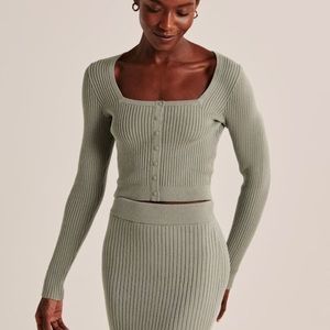 NWOT Abercrombie Sweater Skirt - Olive Green